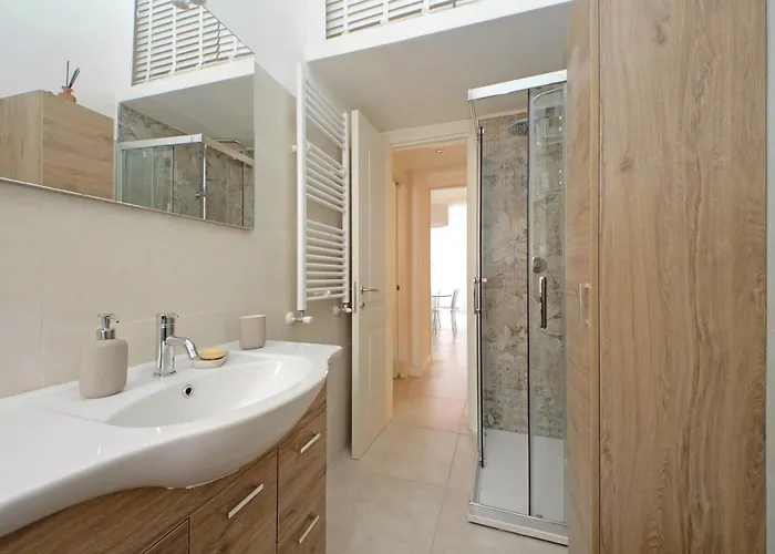 Balconcino Romantico A Via Aosta Apartment Rom