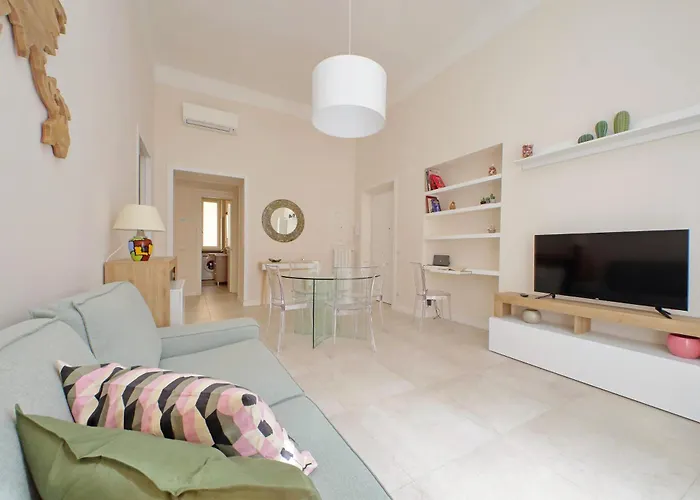 Apartment Balconcino Romantico A Via Aosta Rom